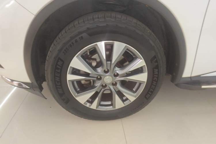 Used Nissan Murano 2021 2.5L XL Two-Wheel Drive Smart Connect Luxury Edition Left Front Wheel Hub