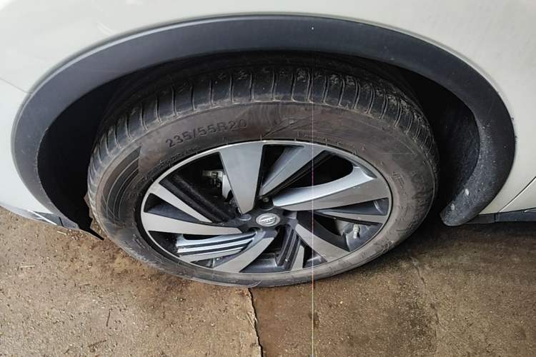 Used Nissan Murano 2021 2.5 S/C HEV XL Four-Wheel Drive Hybrid SmartConnect Prestige Edition Left Front Wheel Hub