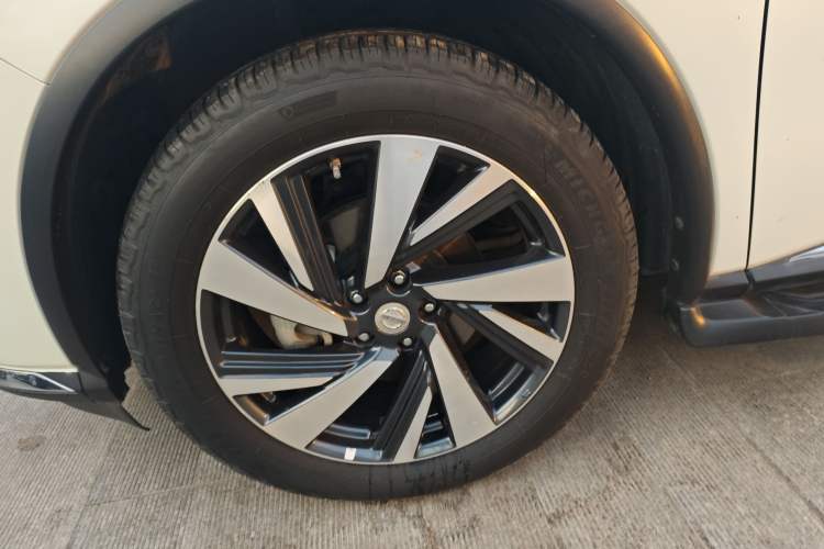 Used Nissan Murano 2021 2.5 S/C HEV XE Four-Wheel Drive Hybrid SmartConnect Prestige Edition Left Front Wheel Hub