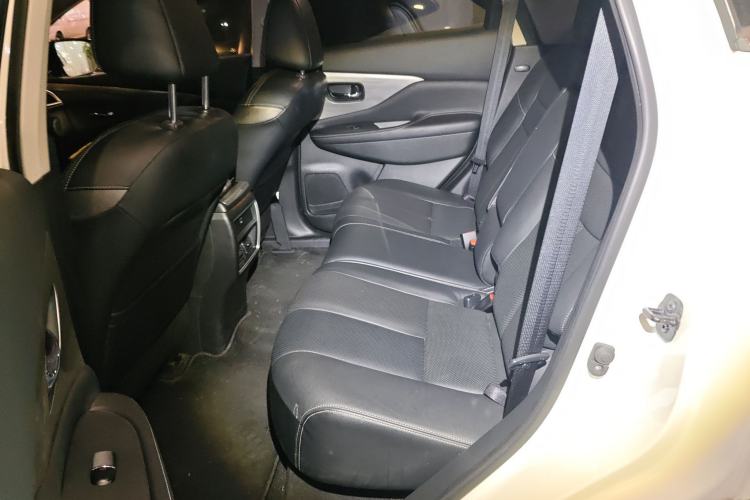 Used Nissan Murano 2021 2.5L XL Two-Wheel Drive Smart Connect Luxury Edition Left Rear Seat