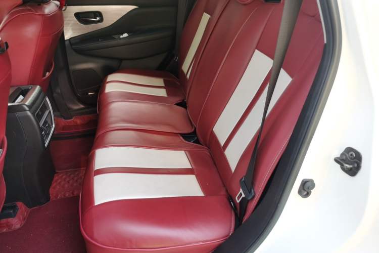 Used Nissan Murano 2021 2.5L XL Two-Wheel Drive Smart Connect Luxury Edition Left Rear Seat