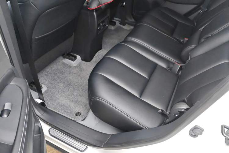 Used Nissan Murano 2021 2.5L XE Two-Wheel Drive Elite Edition Left Rear Seat