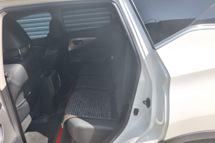 Used Nissan Murano 2021 2.5L XL Two-Wheel Drive Smart Connect Luxury Edition Left Rear Seat