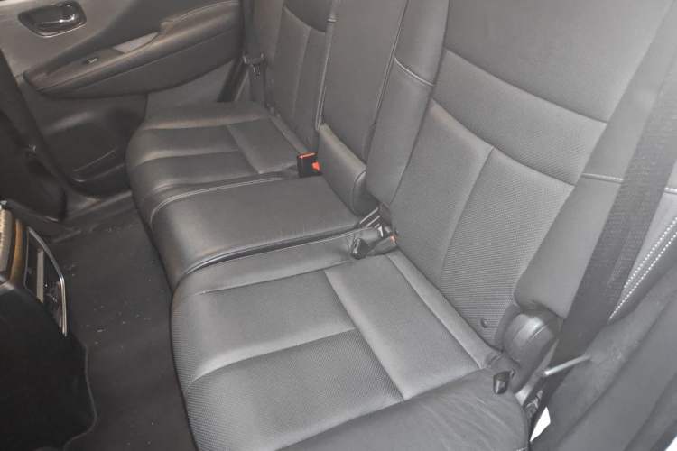 Used Nissan Murano 2021 2.5L XL Two-Wheel Drive Smart Connect Luxury Edition Left Rear Seat