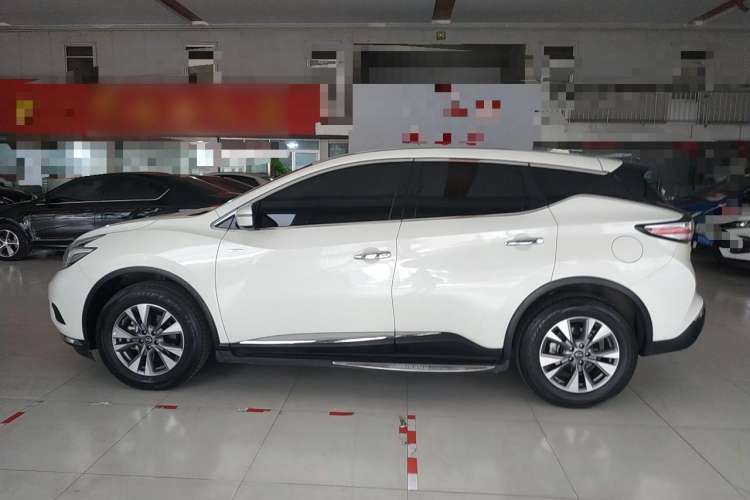 Used Nissan Murano 2021 2.5L XE Two-Wheel Drive Elite Edition Left Side