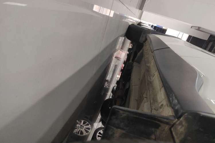 Used Nissan Murano 2021 2.5L XL Two-Wheel Drive Smart Connect Luxury Edition Left Side Sill