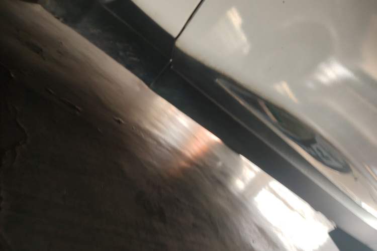 Used Nissan Murano 2021 2.5L XE Two-Wheel Drive Elite Edition Left Side Sill