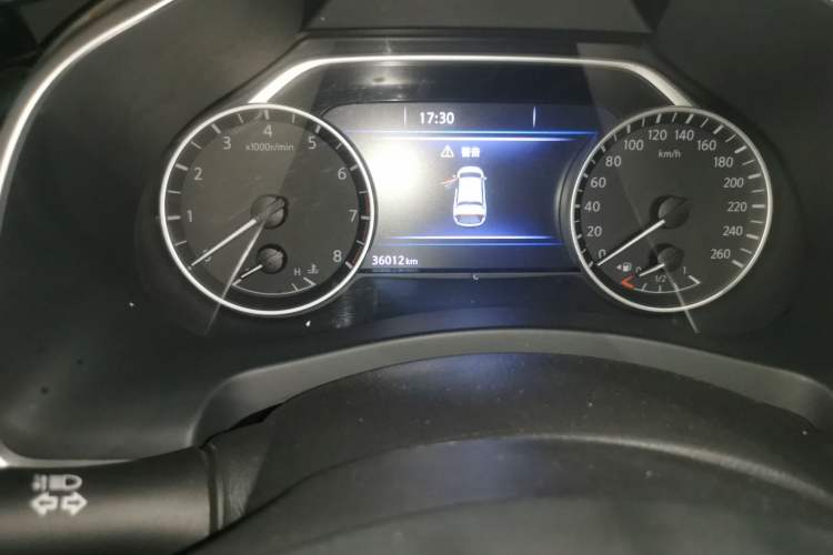 Used Nissan Murano 2021 2.5L XL Two-Wheel Drive Smart Connect Luxury Edition Odometer Close Up