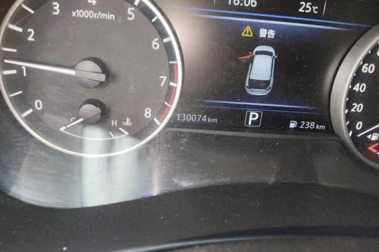 Used Nissan Murano 2021 2.5L XE Two-Wheel Drive Elite Edition Odometer Close Up