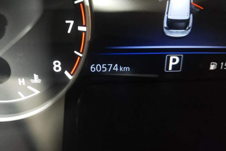 Used Nissan Murano 2021 2.5L XL Two-Wheel Drive Smart Connect Luxury Edition Odometer Close Up