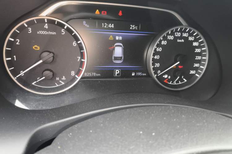 Used Nissan Murano 2021 2.5L XL Two-Wheel Drive Smart Connect Luxury Edition Odometer Close Up