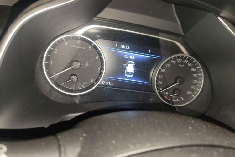 Used Nissan Murano 2021 2.5L XL Two-Wheel Drive Smart Connect Luxury Edition Odometer Close Up