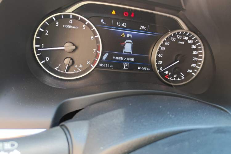 Used Nissan Murano 2021 2.5L XL Two-Wheel Drive Smart Connect Luxury Edition Odometer Close Up