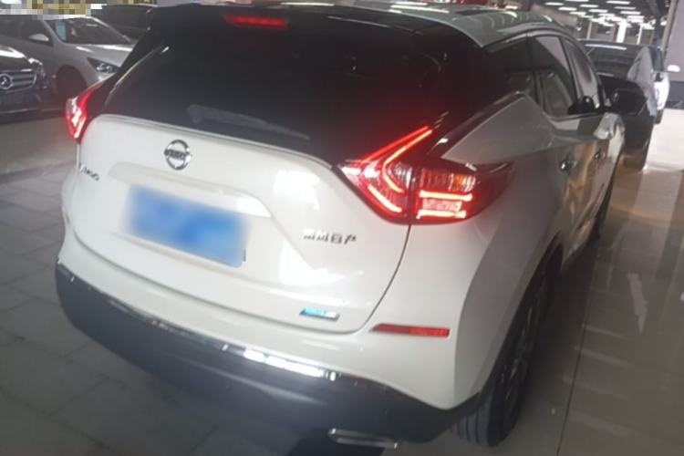 Used Nissan Murano 2021 2.5L XL Two-Wheel Drive Smart Connect Luxury Edition Rear Right 45 Deg