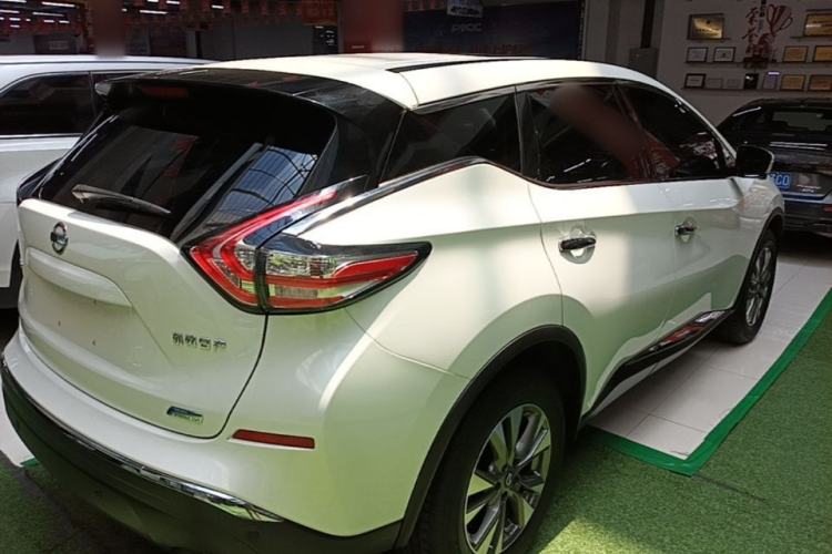 Used Nissan Murano 2021 2.5L XL Two-Wheel Drive Smart Connect Luxury Edition Rear Right 45 Deg