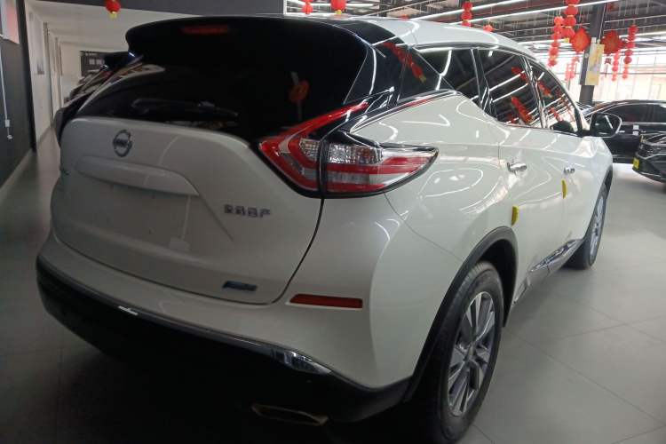 Used Nissan Murano 2021 2.5L XE Two-Wheel Drive Elite Edition Rear Right 45 Deg