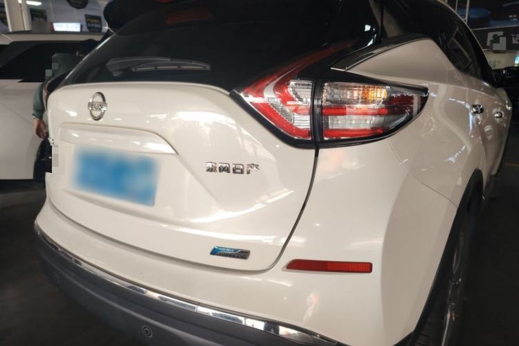 Used Nissan Murano 2021 2.5L XE Two-Wheel Drive Elite Edition Rear Right 45 Deg