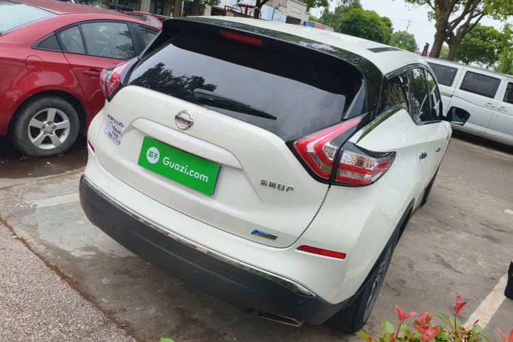 Used Nissan Murano 2021 2.5L XL Two-Wheel Drive Smart Connect Luxury Edition Rear Right 45 Deg