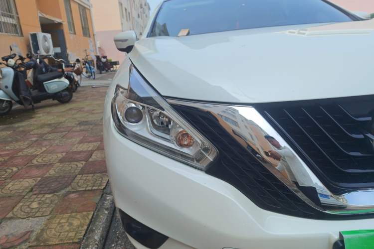 Used Nissan Murano 2021 2.5L XE Two-Wheel Drive Elite Edition Right Front Headlight