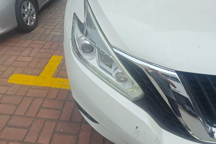 Used Nissan Murano 2021 2.5L XE Two-Wheel Drive Elite Edition Right Front Headlight