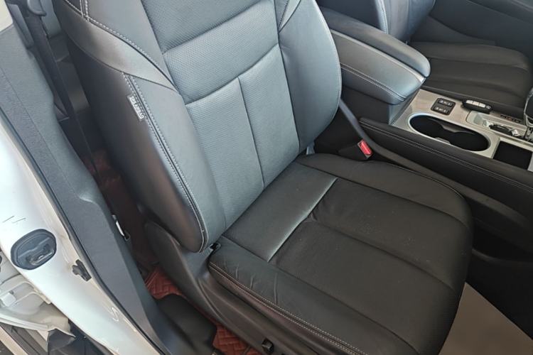 Used Nissan Murano 2021 2.5L XL Two-Wheel Drive Smart Connect Luxury Edition Right Front Seat