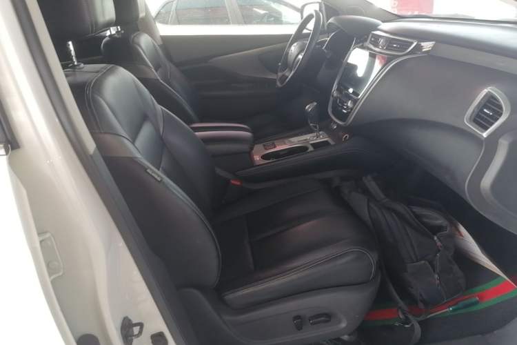 Used Nissan Murano 2021 2.5L XL Two-Wheel Drive Smart Connect Luxury Edition Right Front Seat