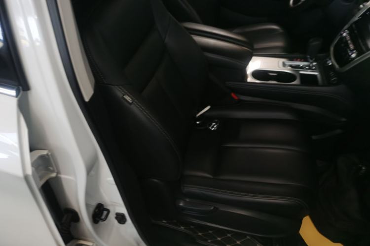 Used Nissan Murano 2021 2.5L XE Two-Wheel Drive Elite Edition Right Front Seat