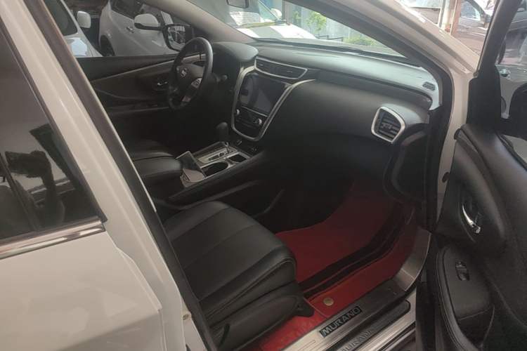 Used Nissan Murano 2021 2.5L XE Two-Wheel Drive Elite Edition Right Front Seat