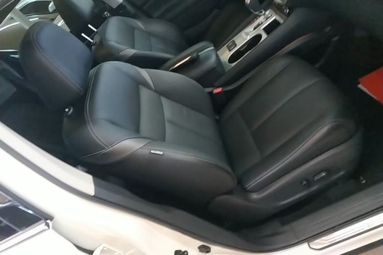 Used Nissan Murano 2021 2.5L XL Two-Wheel Drive Smart Connect Luxury Edition Right Front Seat
