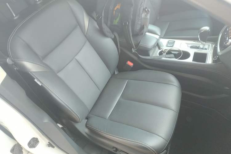 Used Nissan Murano 2021 2.5L XL Two-Wheel Drive Smart Connect Luxury Edition Right Front Seat