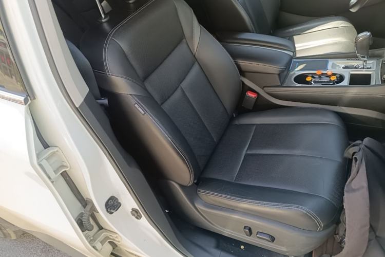 Used Nissan Murano 2021 2.5L XL Two-Wheel Drive Smart Connect Luxury Edition Right Front Seat