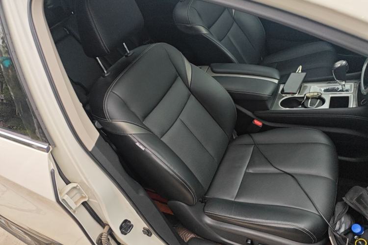 Used Nissan Murano 2021 2.5L XL Two-Wheel Drive Smart Connect Luxury Edition Right Front Seat