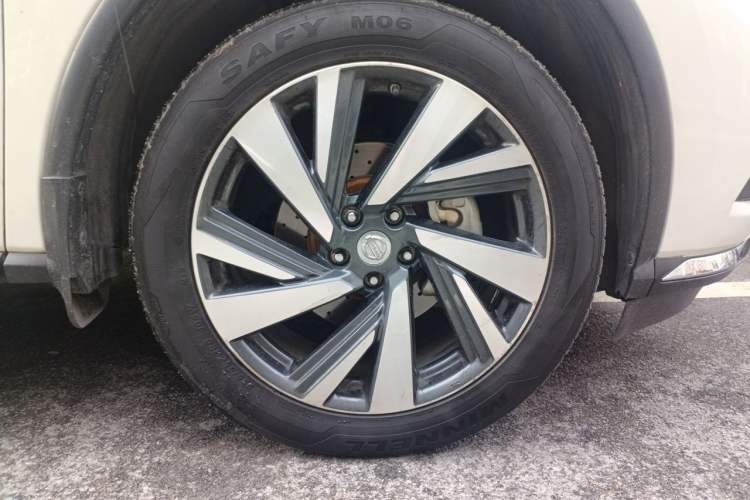 Used Nissan Murano 2021 2.5 S/C HEV XE Four-Wheel Drive Hybrid SmartConnect Prestige Edition Right Front Wheel Hub
