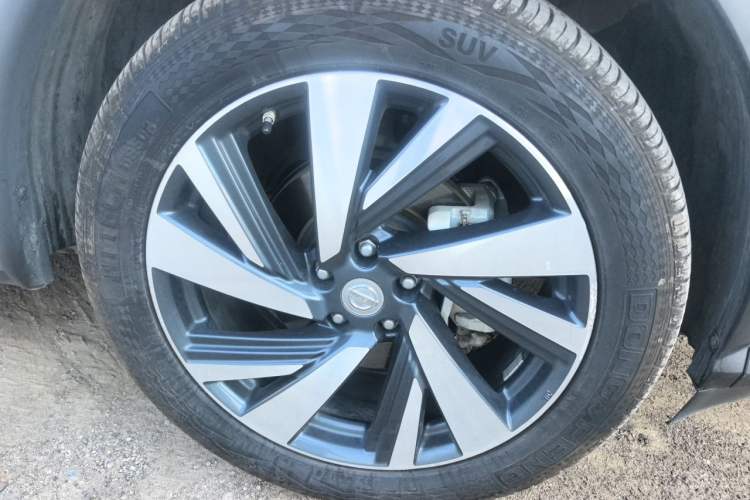 Used Nissan Murano 2021 2.5 S/C HEV XL Four-Wheel Drive Hybrid SmartConnect Prestige Edition Right Front Wheel Hub