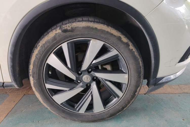 Used Nissan Murano 2021 2.5 S/C HEV XL Four-Wheel Drive Hybrid SmartConnect Prestige Edition Right Front Wheel Hub
