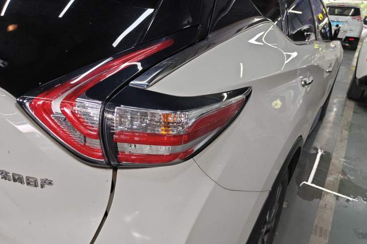 Used Nissan Murano 2021 2.5L XE Two-Wheel Drive Elite Edition Right Rear Taillight