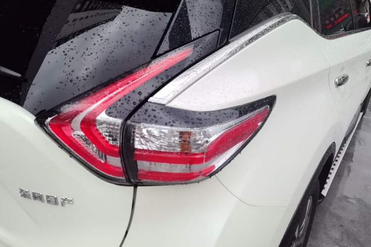 Used Nissan Murano 2021 2.5L XE Two-Wheel Drive Elite Edition Right Rear Taillight