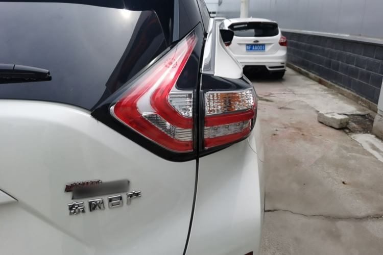 Used Nissan Murano 2021 2.5L XE Two-Wheel Drive Elite Edition Right Rear Taillight