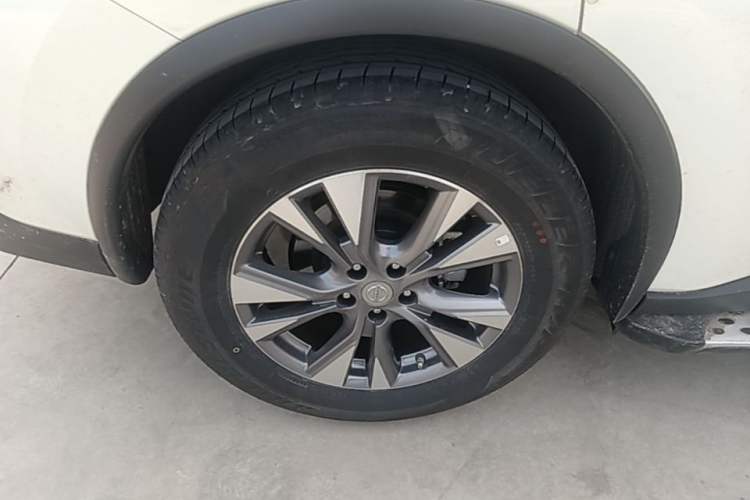 Used Nissan Murano 2021 2.5L XL Two-Wheel Drive Smart Connect Luxury Edition Right Rear Wheel Hub