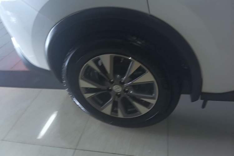 Used Nissan Murano 2021 2.5L XL Two-Wheel Drive Smart Connect Luxury Edition Right Rear Wheel Hub