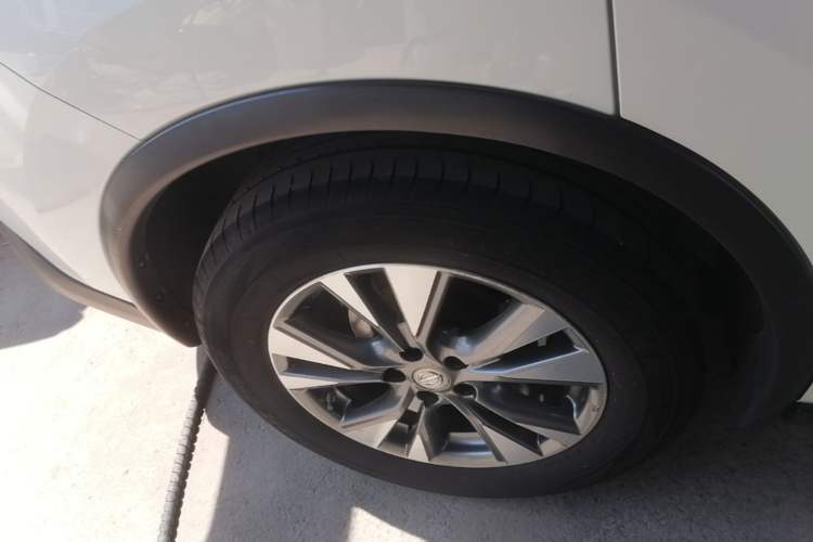 Used Nissan Murano 2021 2.5L XL Two-Wheel Drive Smart Connect Luxury Edition Right Rear Wheel Hub