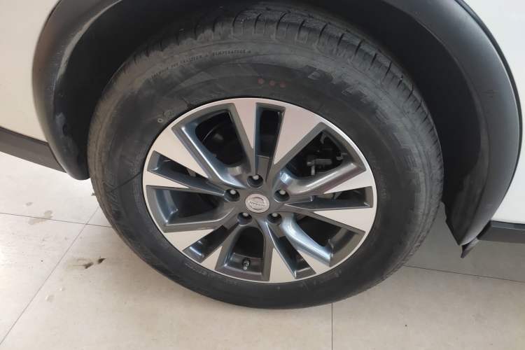 Used Nissan Murano 2021 2.5L XL Two-Wheel Drive Smart Connect Luxury Edition Right Rear Wheel Hub