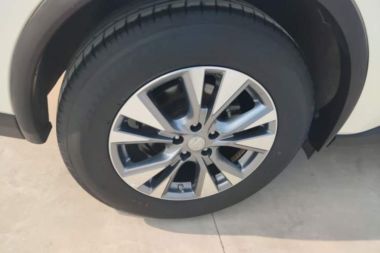 Used Nissan Murano 2021 2.5L XE Two-Wheel Drive Elite Edition Right Rear Wheel Hub