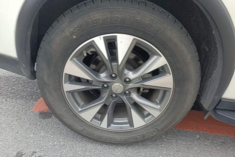 Used Nissan Murano 2021 2.5L XL Two-Wheel Drive Smart Connect Luxury Edition Right Rear Wheel Hub
