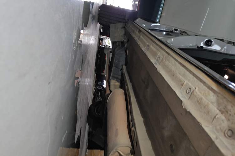Used Nissan Murano 2021 2.5L XE Two-Wheel Drive Elite Edition Right Side Sill