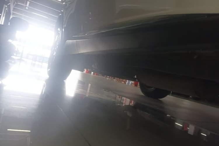 Used Nissan Murano 2021 2.5L XL Two-Wheel Drive Smart Connect Luxury Edition Right Side Sill