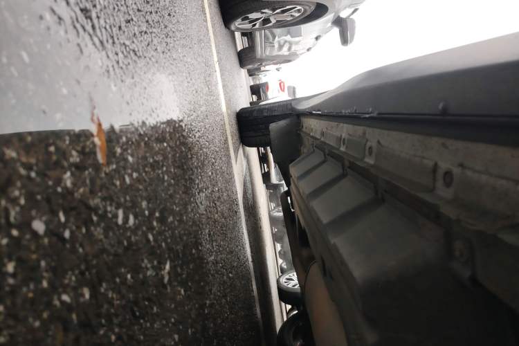 Used Nissan Murano 2021 2.5 S/C HEV XE Four-Wheel Drive Hybrid SmartConnect Prestige Edition Right Side Sill
