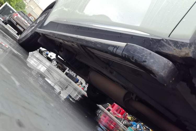 Used Nissan Murano 2021 2.5L XE Two-Wheel Drive Elite Edition Right Side Sill