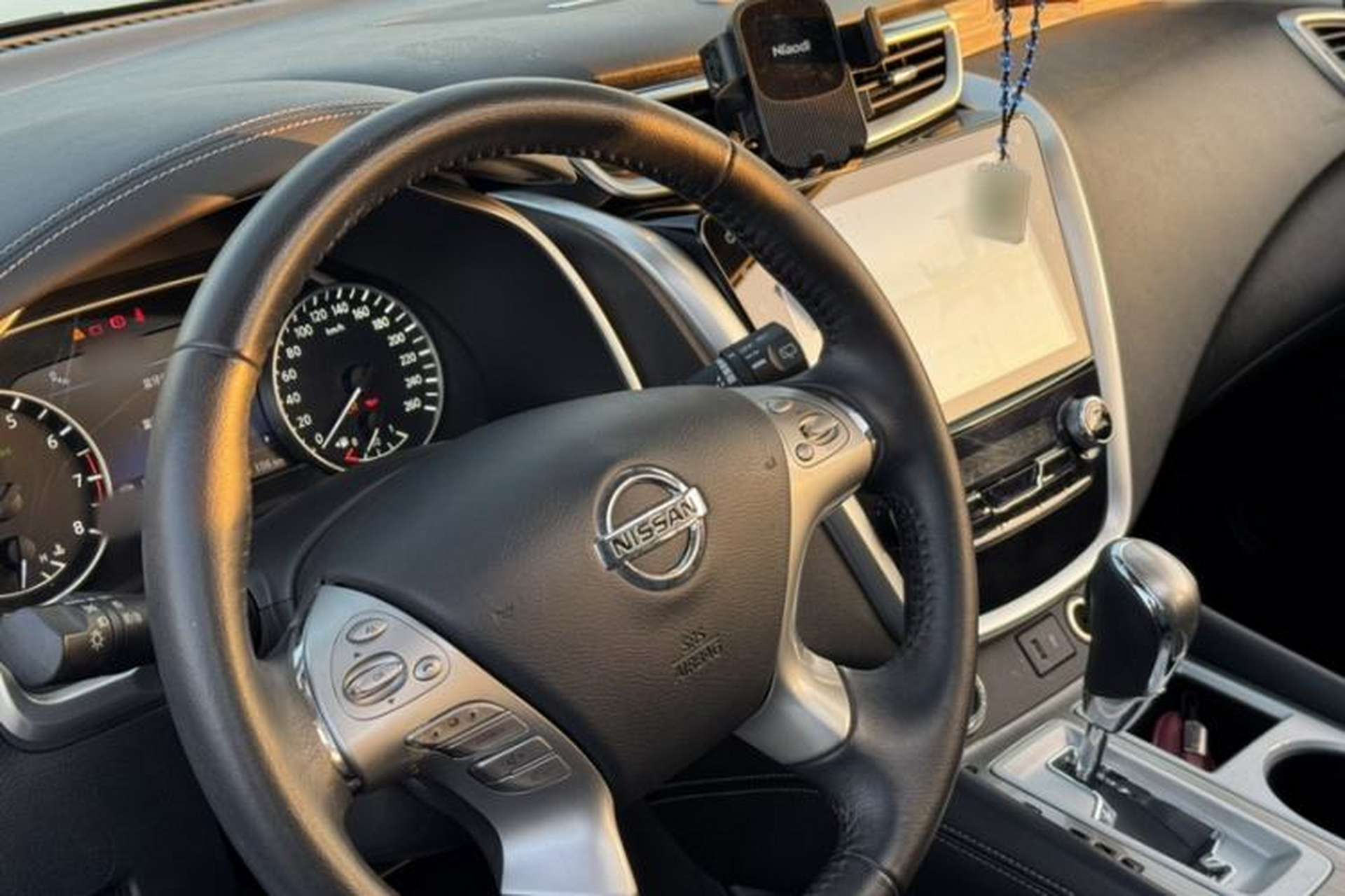 Used Nissan Murano 2021 2.5L XL Two-Wheel Drive Smart Connect Luxury Edition Steering Wheel