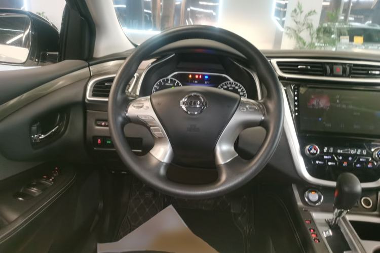 Used Nissan Murano 2021 2.5L XE Two-Wheel Drive Elite Edition Steering Wheel